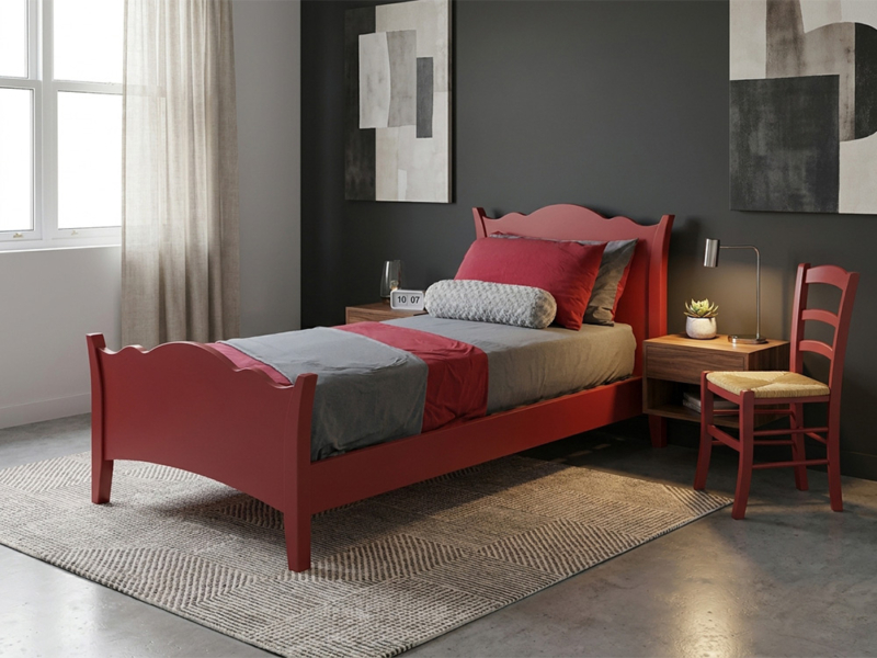 Letto Contemporaneo Rosso Con Mensole E Sedia In Paglia