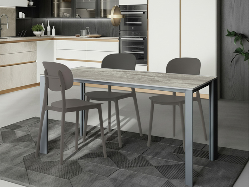 Tavolo Allungabile con Top in Gres e 4 sedie 04