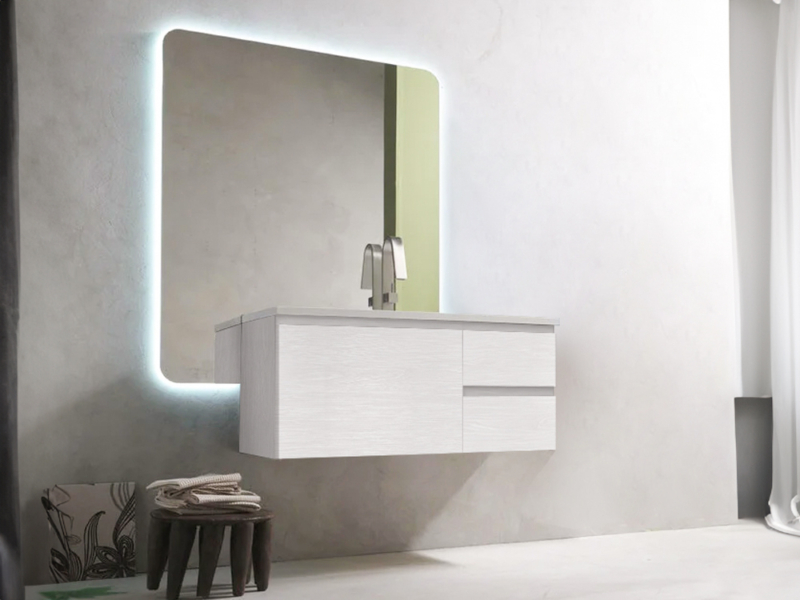 Bagno con Base Sospesa e Specchiera con Led Perimetrale 04