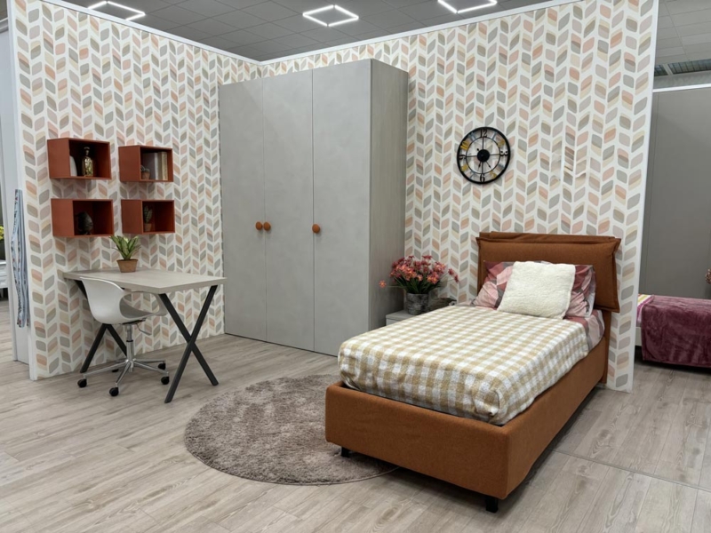 Cameretta Con Letto Imbottito