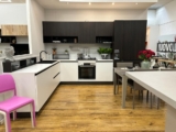 Cucina Angolare Rovere e Bianco con Gola