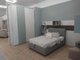 Cameretta con Letto in Tessuto e Armadio Scorrevole