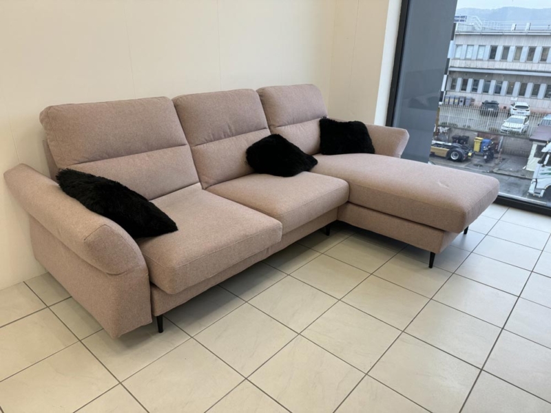 Divano Con Chaise Longue