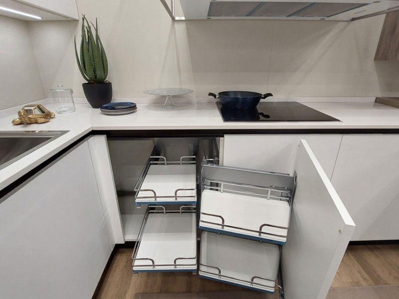 Cucina Angolare Moderna con Gola Plana
