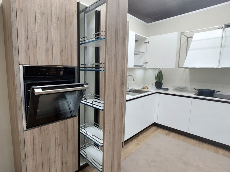 Cucina Angolare Moderna con Gola Plana