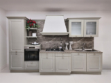 Cucina Classica con Anta a Telaio in Frassino Decapé