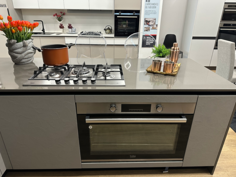 Cucina Angolare Con Penisola e Maniglia Riga