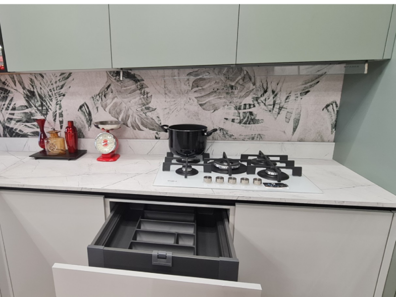 Cucina Angolare con Penisola Finiture Cloe