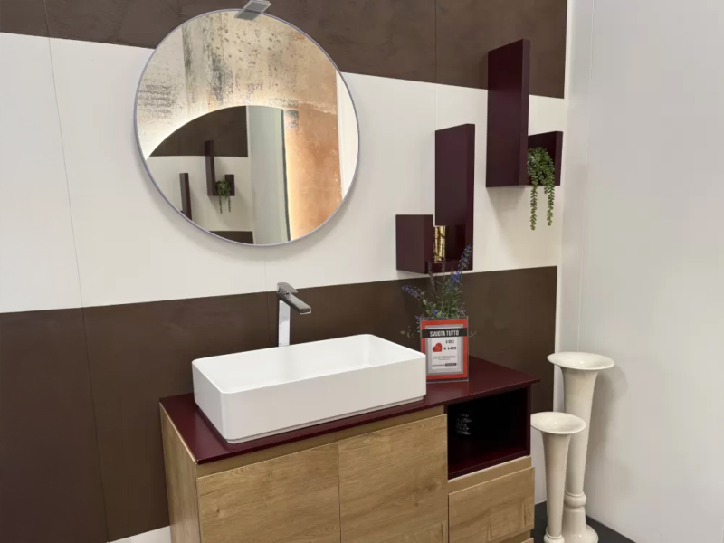 Bagno in Rovere e Rosso India