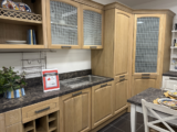 Cucina con Dispensa Angolare