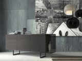 Madia con Vano in Vetro e Finitura Rovere 10