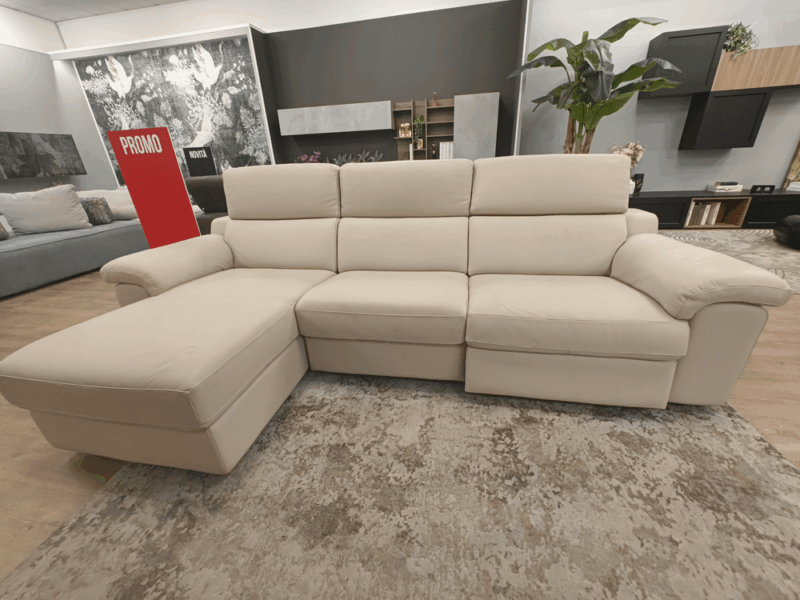 Divano Angolare In Vera Pelle Con Relax