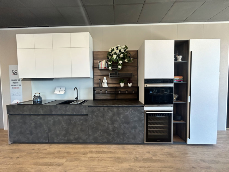 Cucina Lineare Con Finiture Esclusive E Tecnologie Integrate