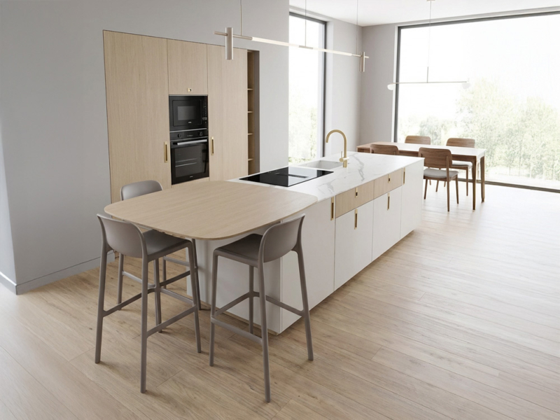 Cucina Elegante Con Isola E Piano Snack